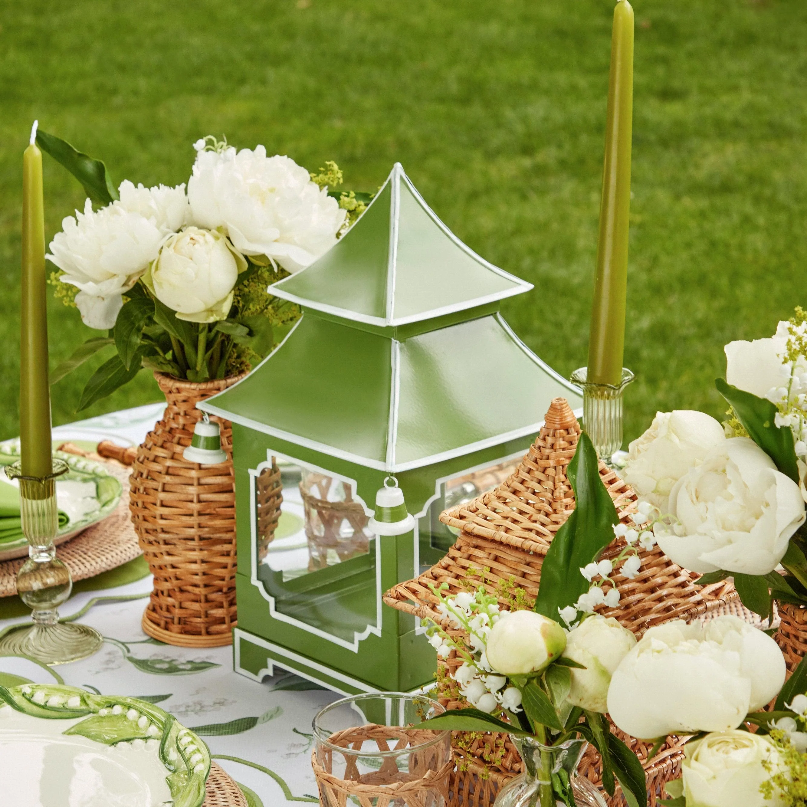 Apple Green Pagoda Lantern - Image 17