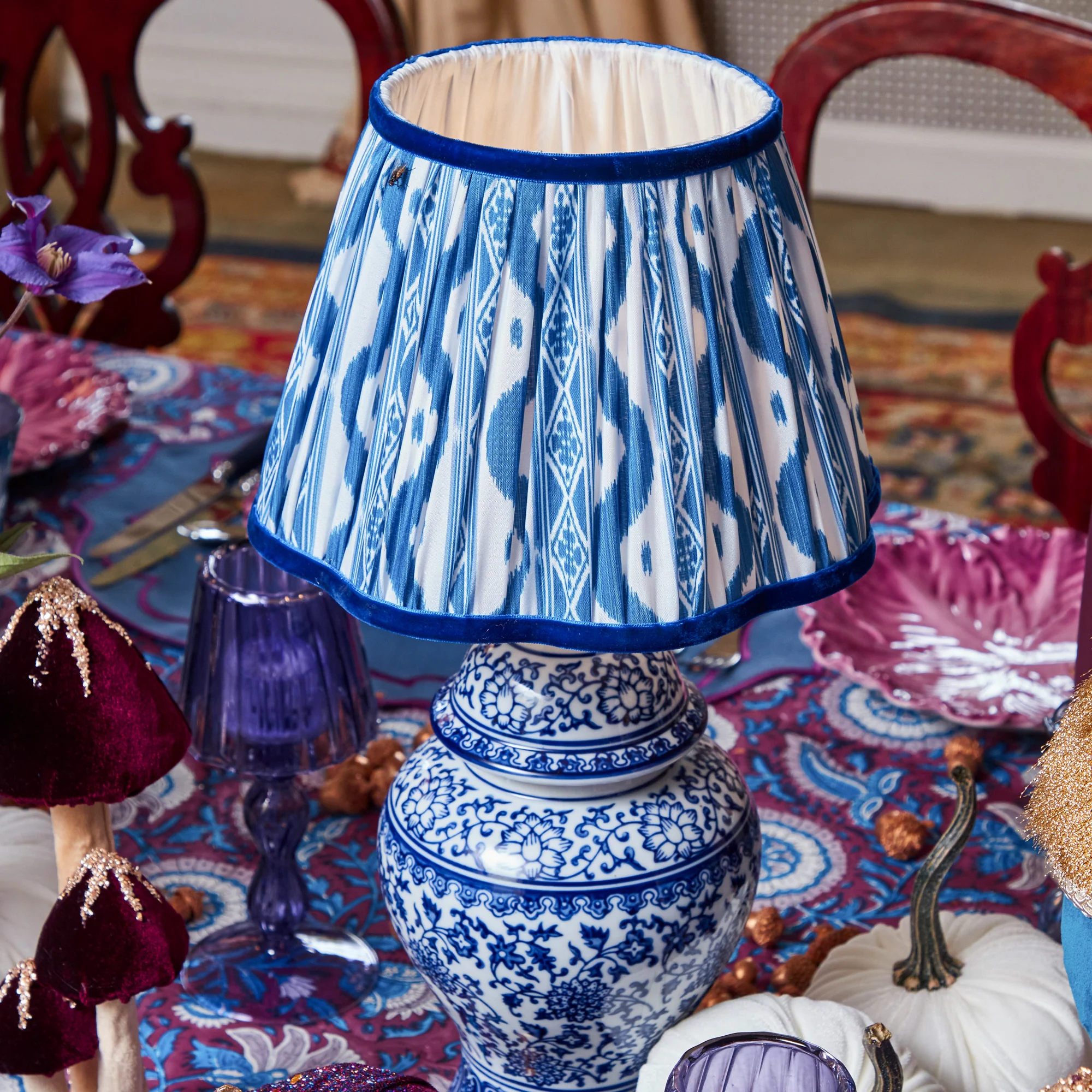 Chinoiserie Rechargeable Lamp & Cobalt Ikat Shade (22cm) - Image 7