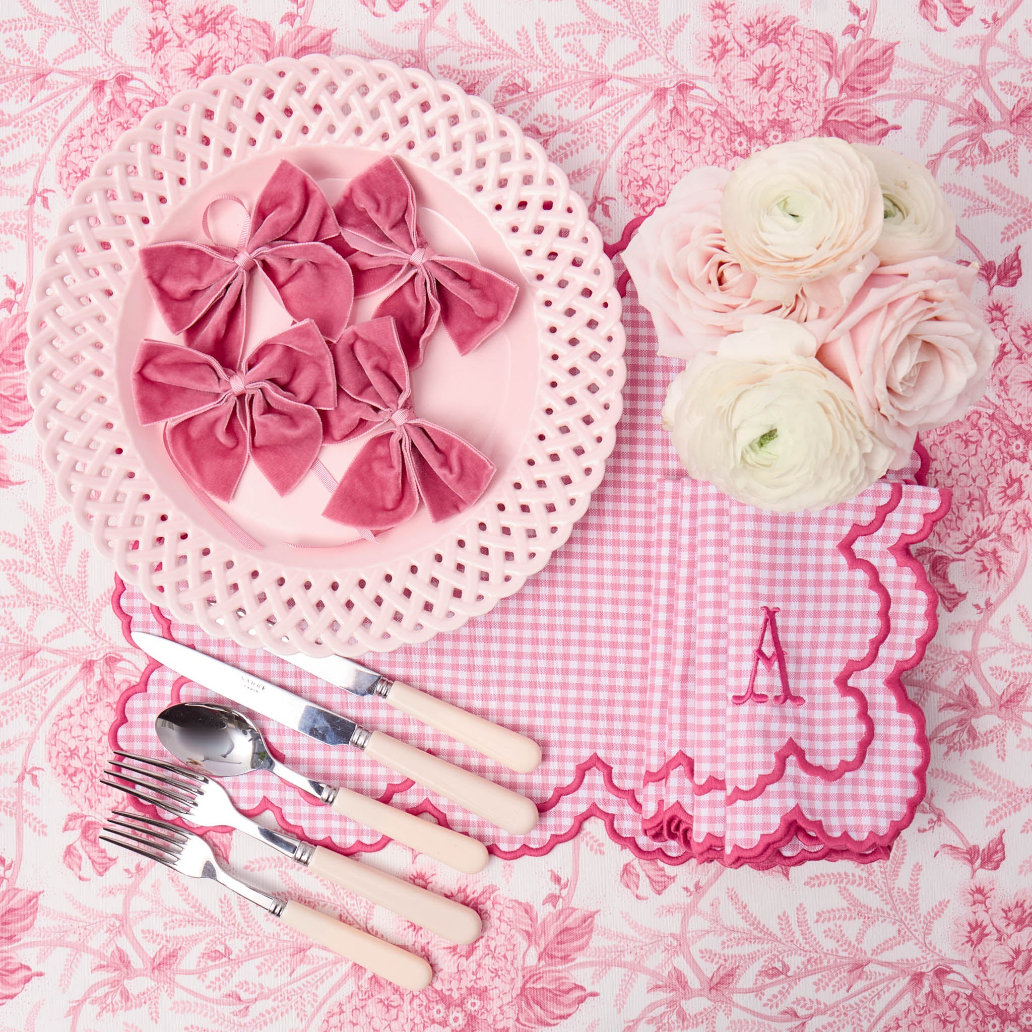 Dusty Pink Velvet Napkin Bows (Set of 4) - Image 4