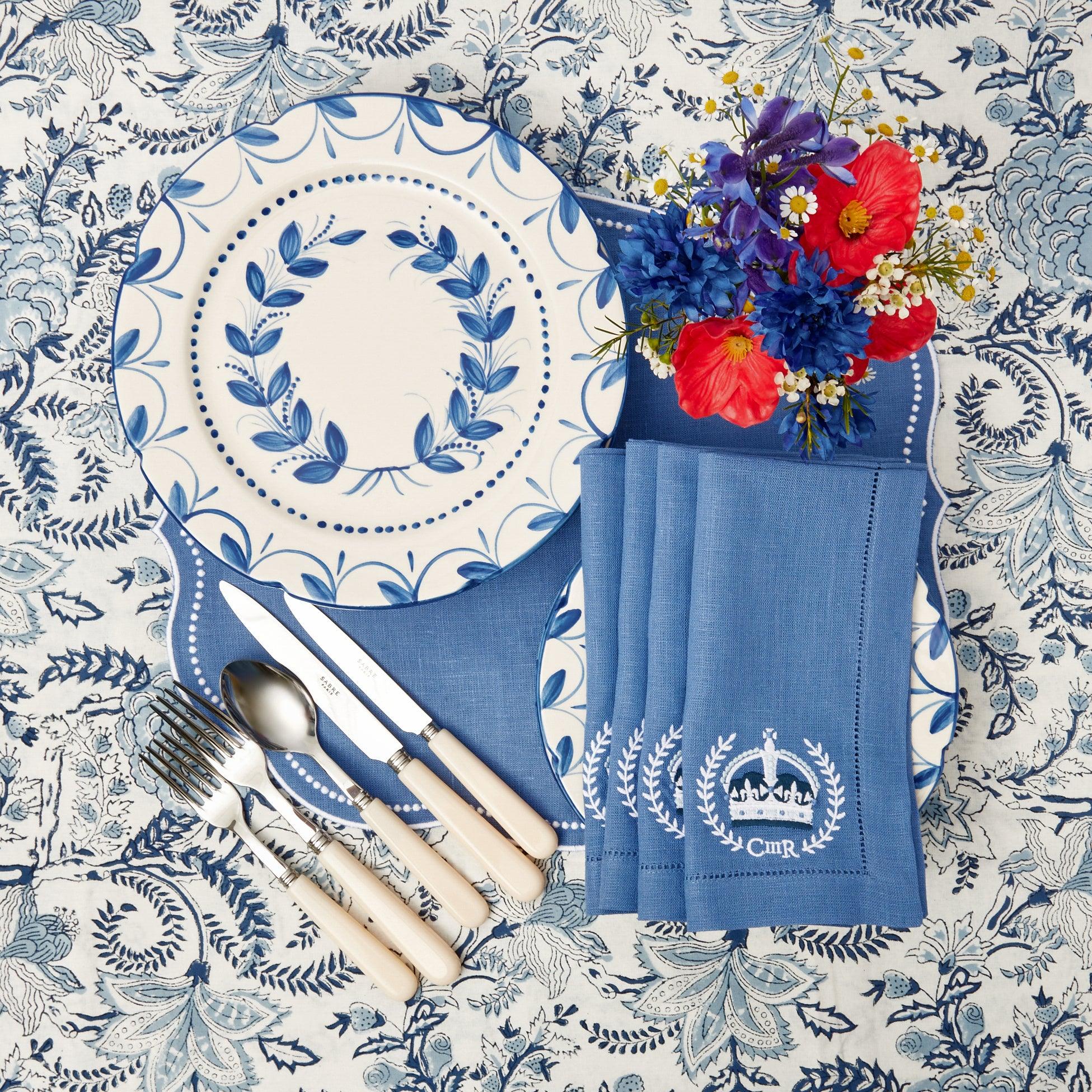 Elizabeth Blue Garland Dinner Plate - Image 12