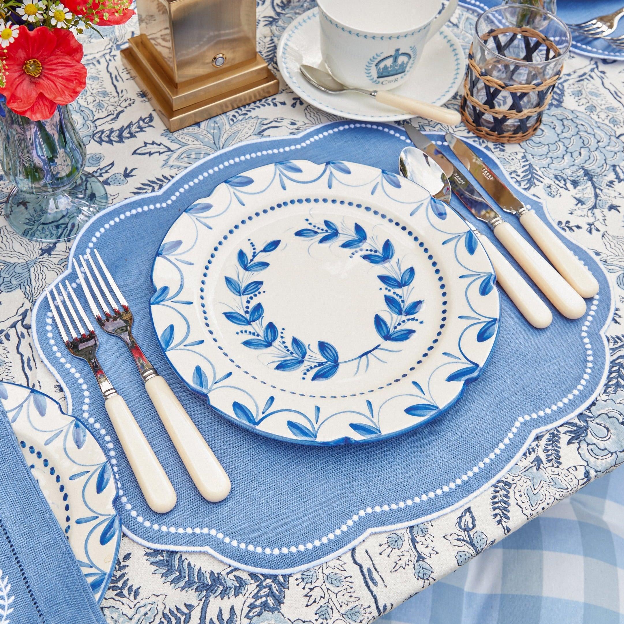 Elizabeth Blue Garland Dinner Plates (Set of 4) - Image 14