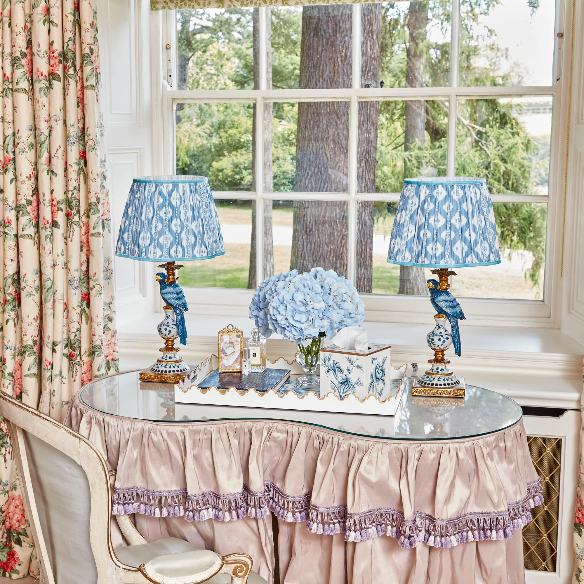 Floral Tole Tissue Box - Image 6