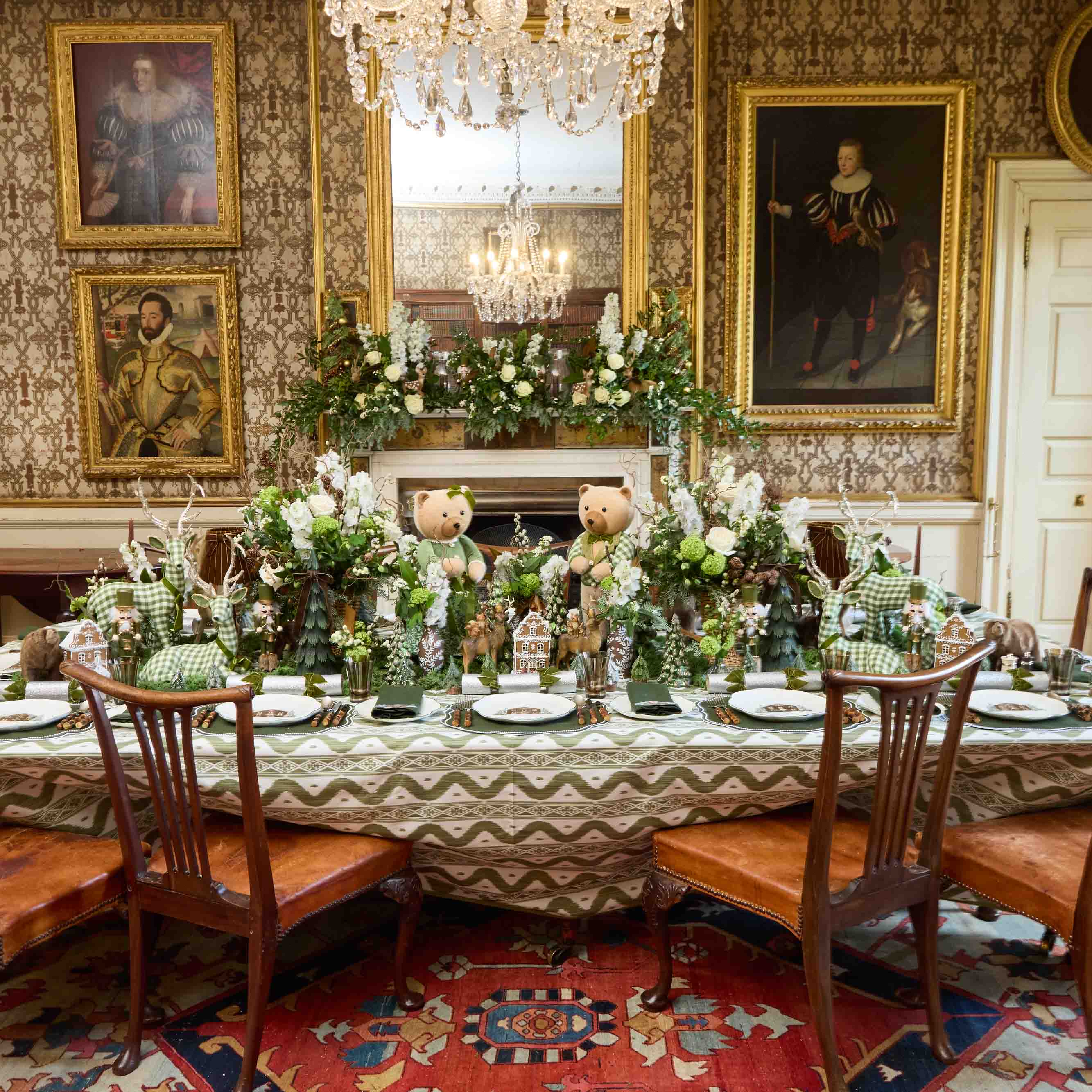 Green Gingham Sitting Deers (Pair) - Image 9