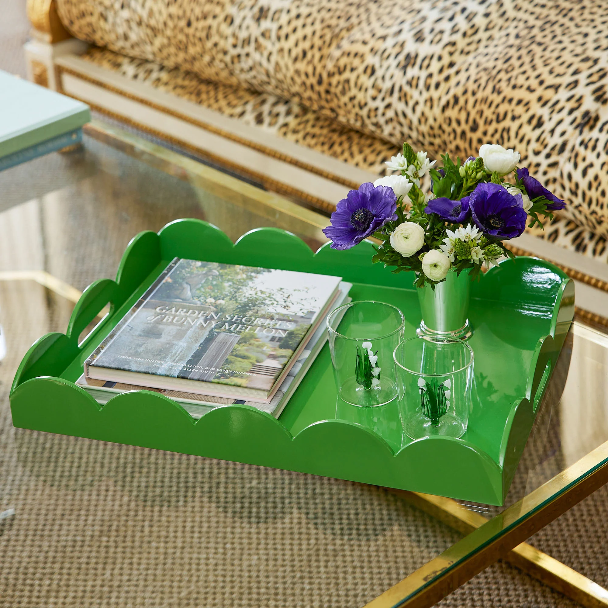Green Lacquer Scalloped Tray - Image 3