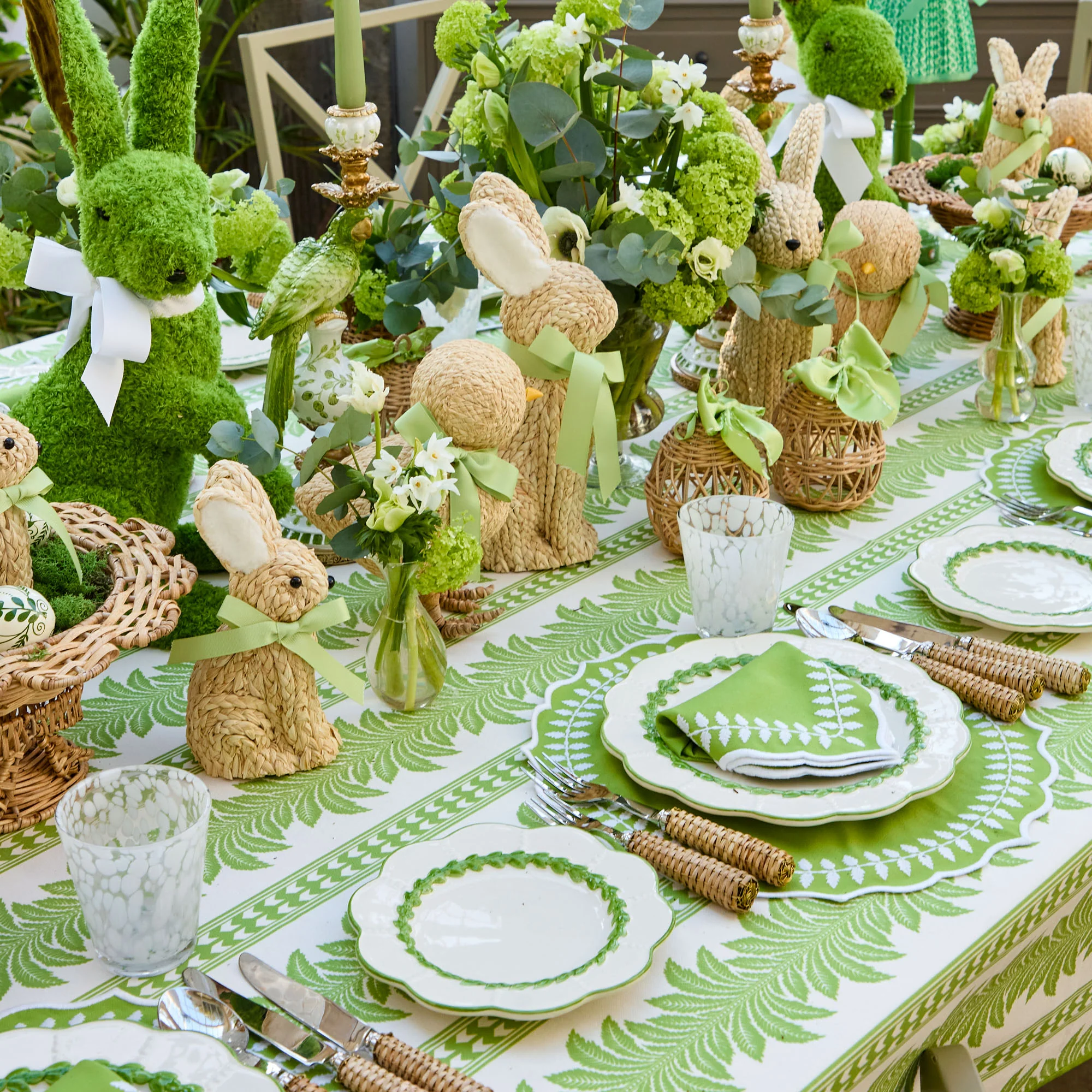 Dappled White Glasses & Jug Set - Image 12
