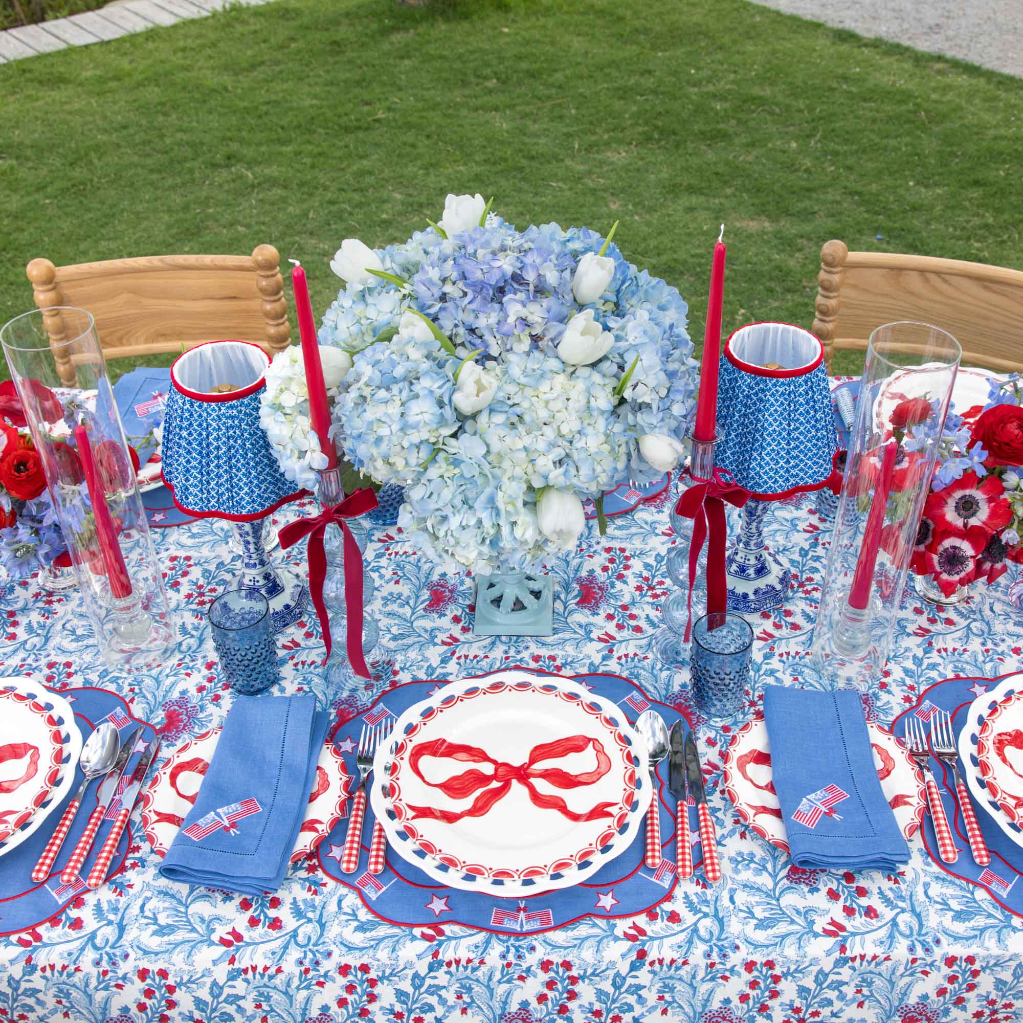 Cobalt & Red Lotus Lampshade (18cm) - Image 3