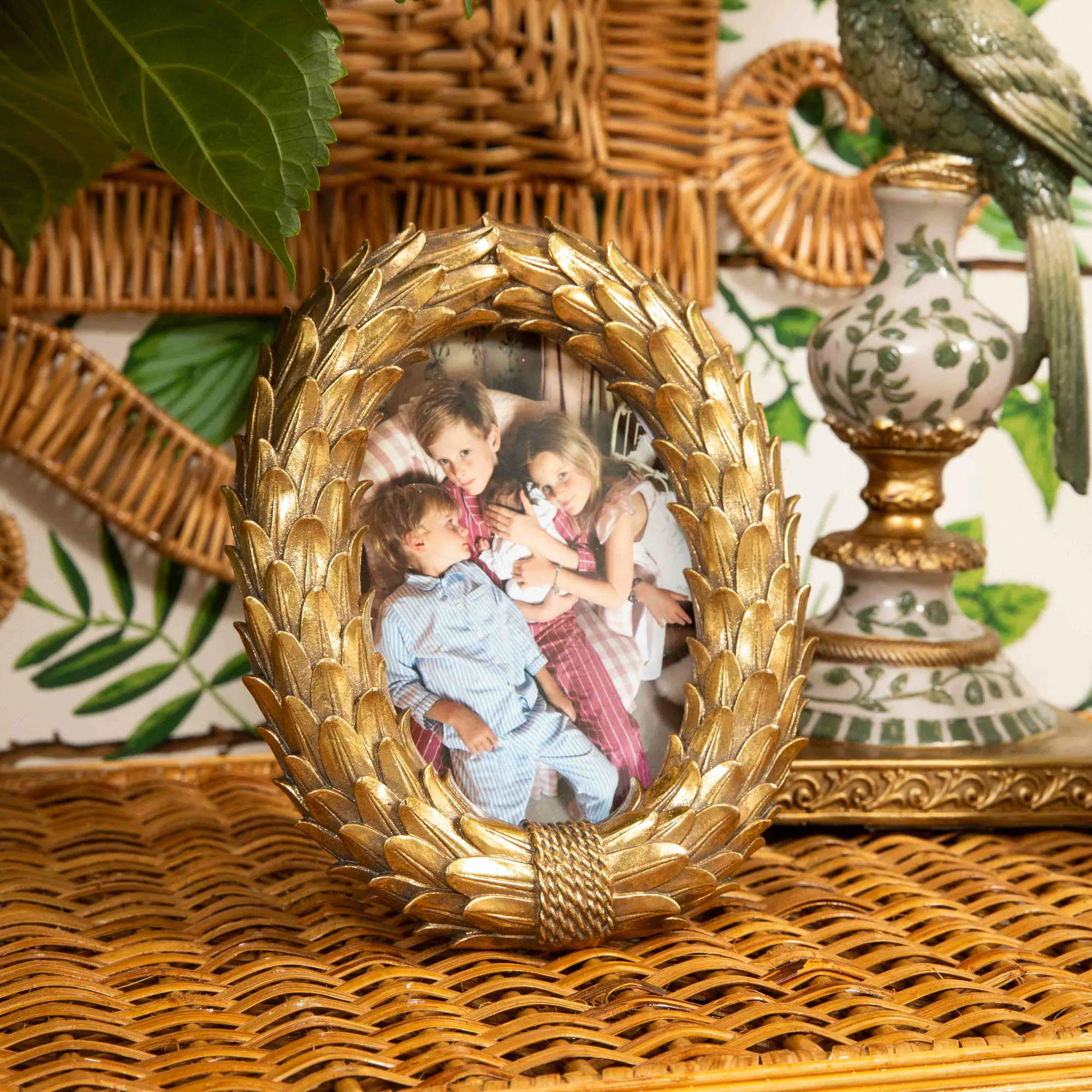 Odette Oval Gold Photo Frame - 4"x6" - Image 12