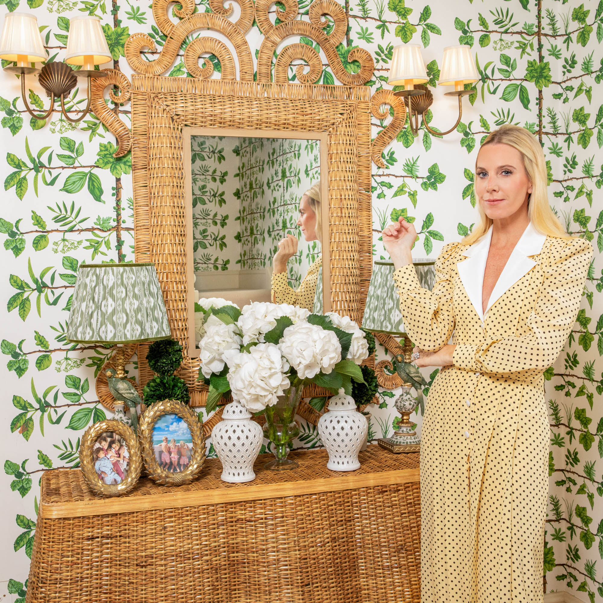 Odette Oval Gold Photo Frame - 5"x7" - Image 11