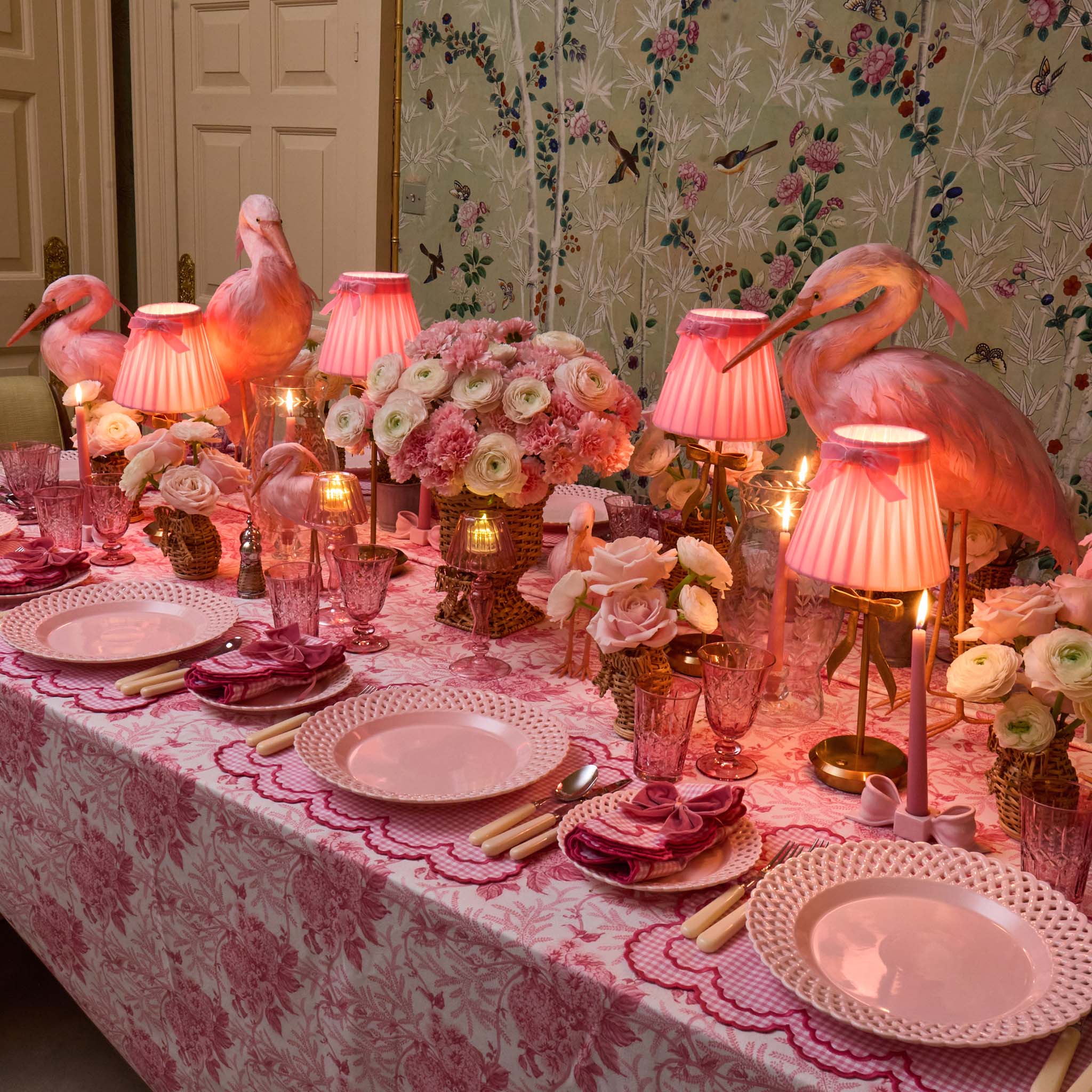 Tall Marilyn Bow Rechargeable Lamp with Pink Velvet Bow Shade (18cm) - Image 4