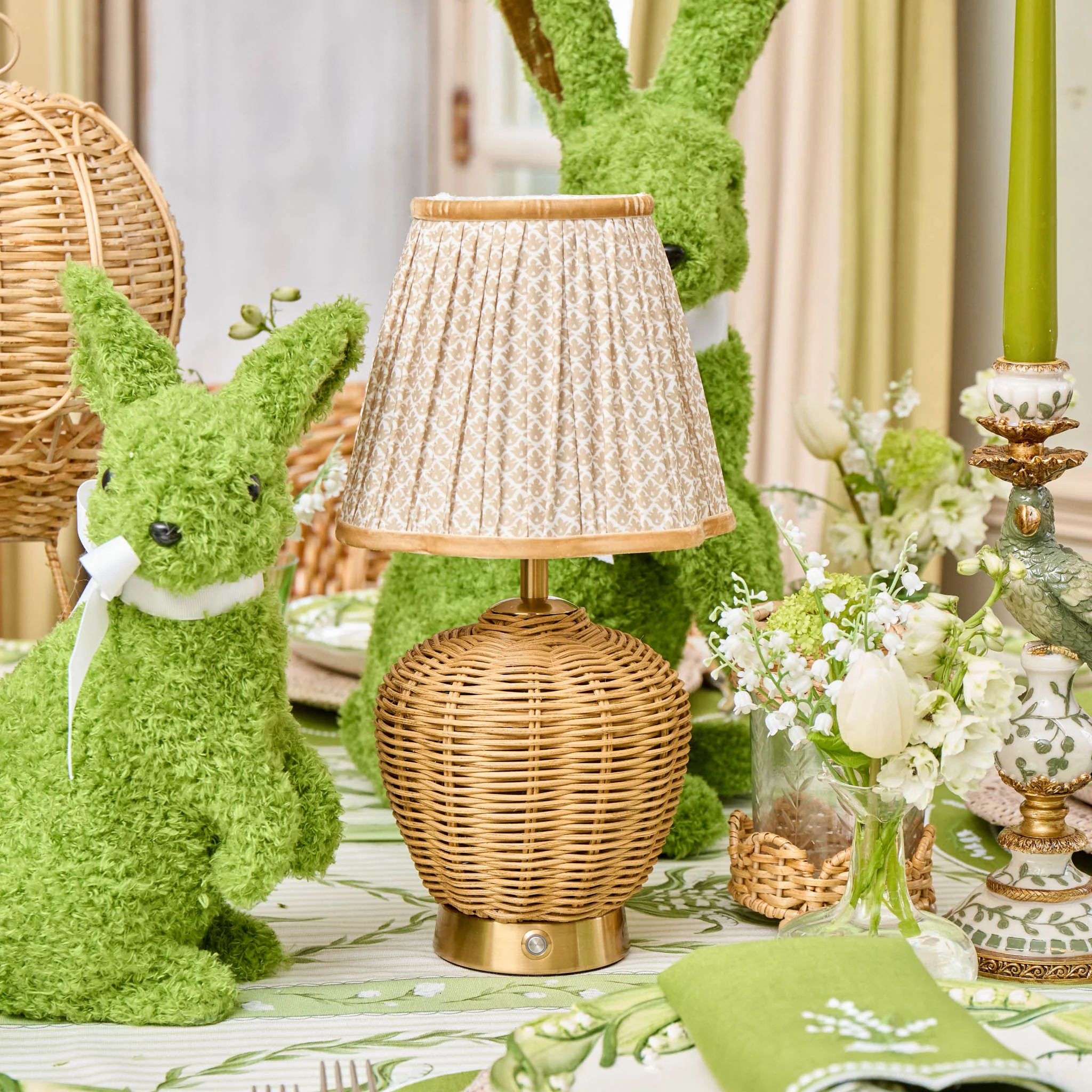 Rattan Ursula Rechargeable Lamp - Image 6