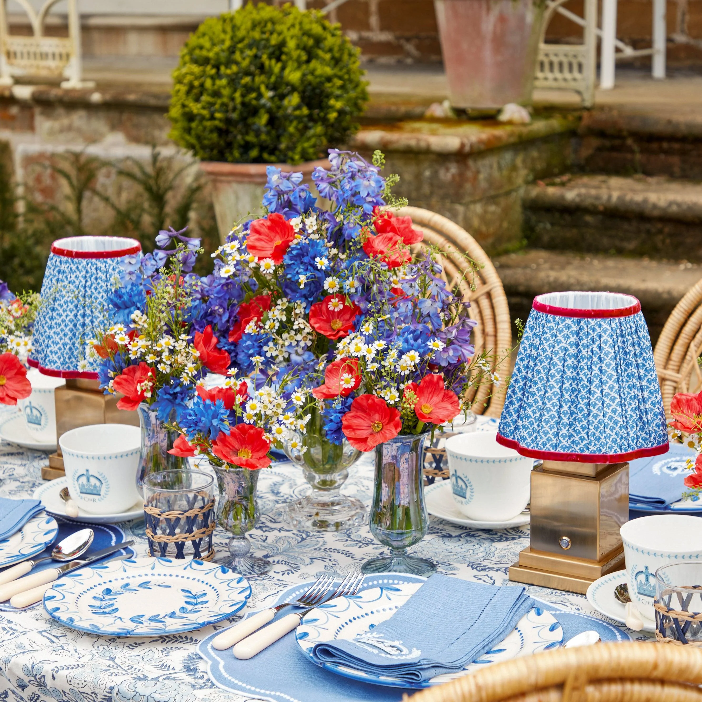 Square Rechargeable Lamp with Cobalt & Red Lotus Shade (18cm) - Image 3