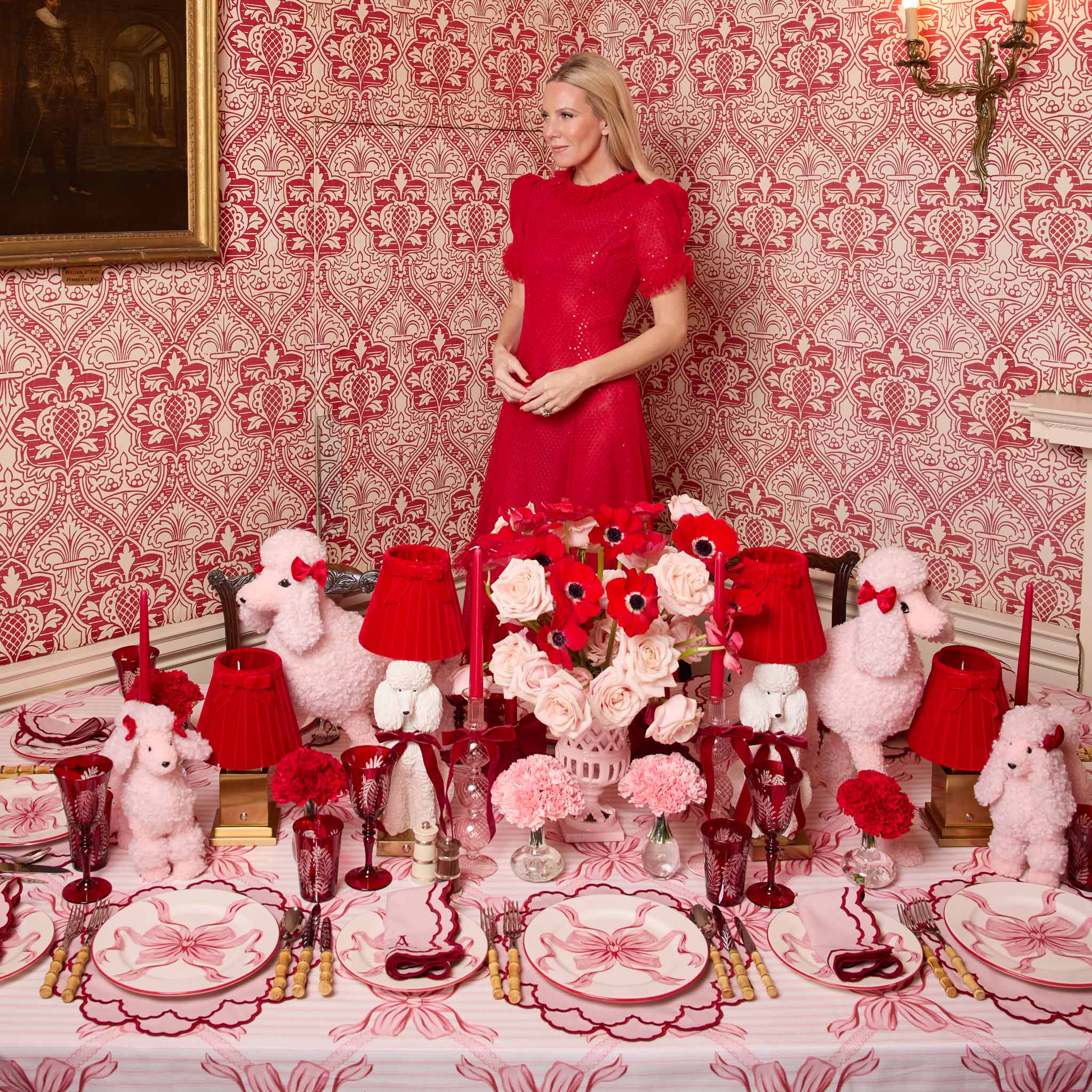 Red Ribboned Fifi Poodle Rechargeable Lamp - Image 3