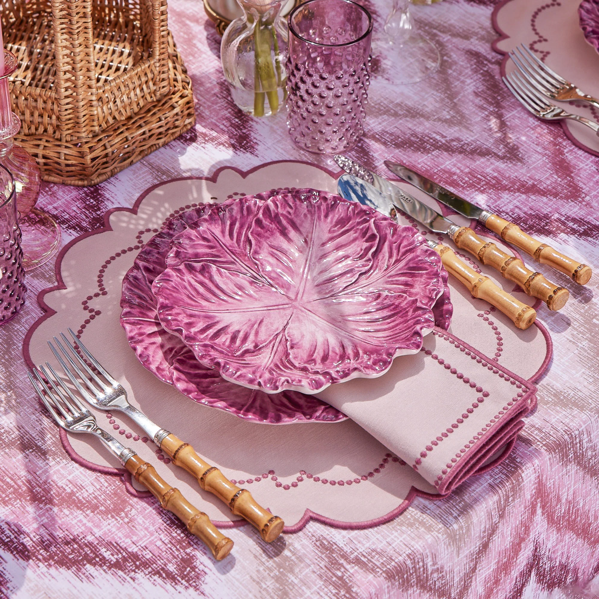 Serena Aubergine Cabbage Dinner Plate - Image 19