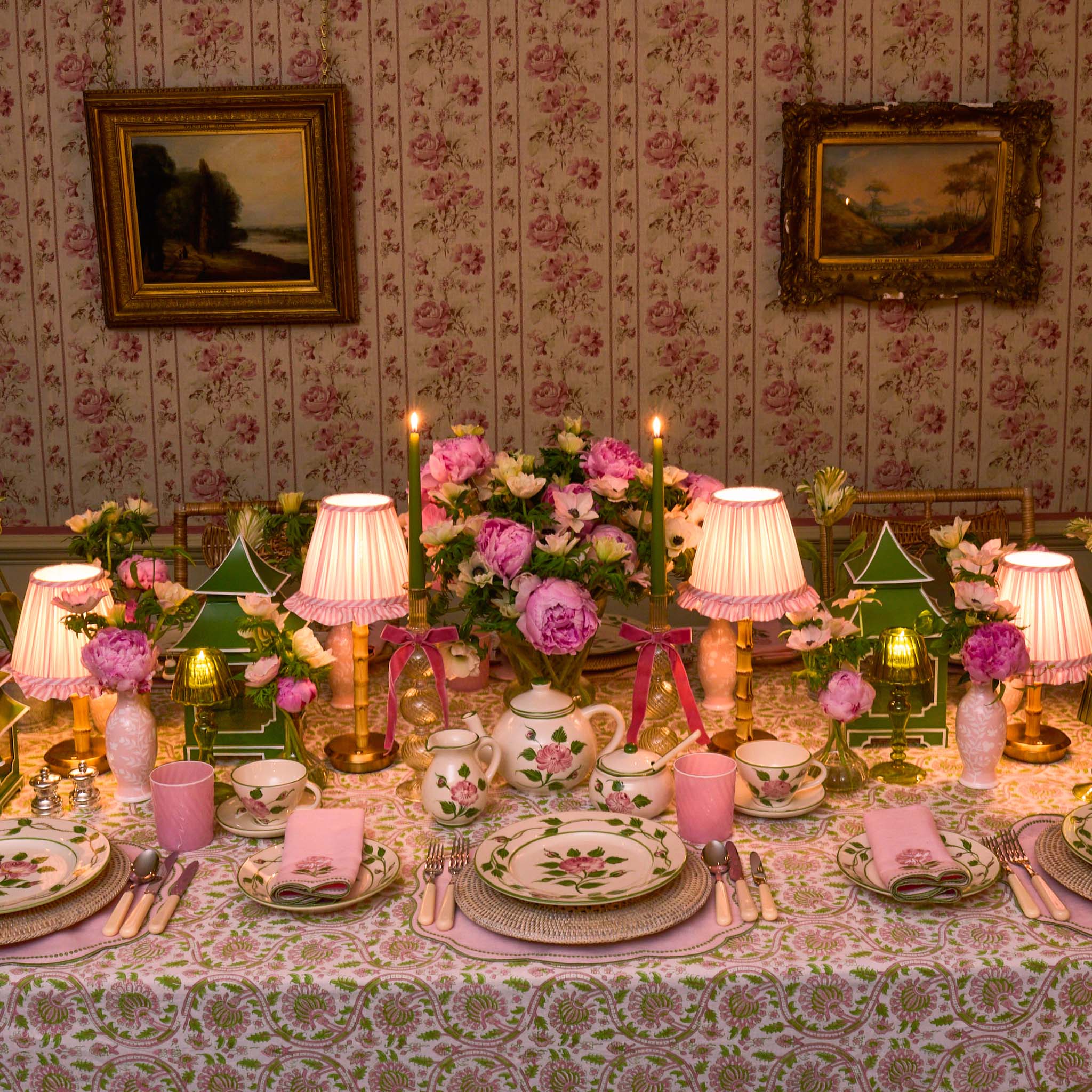 Olive Glass Lantern Tea Light Holder (Pair) - 18 cm - Image 10