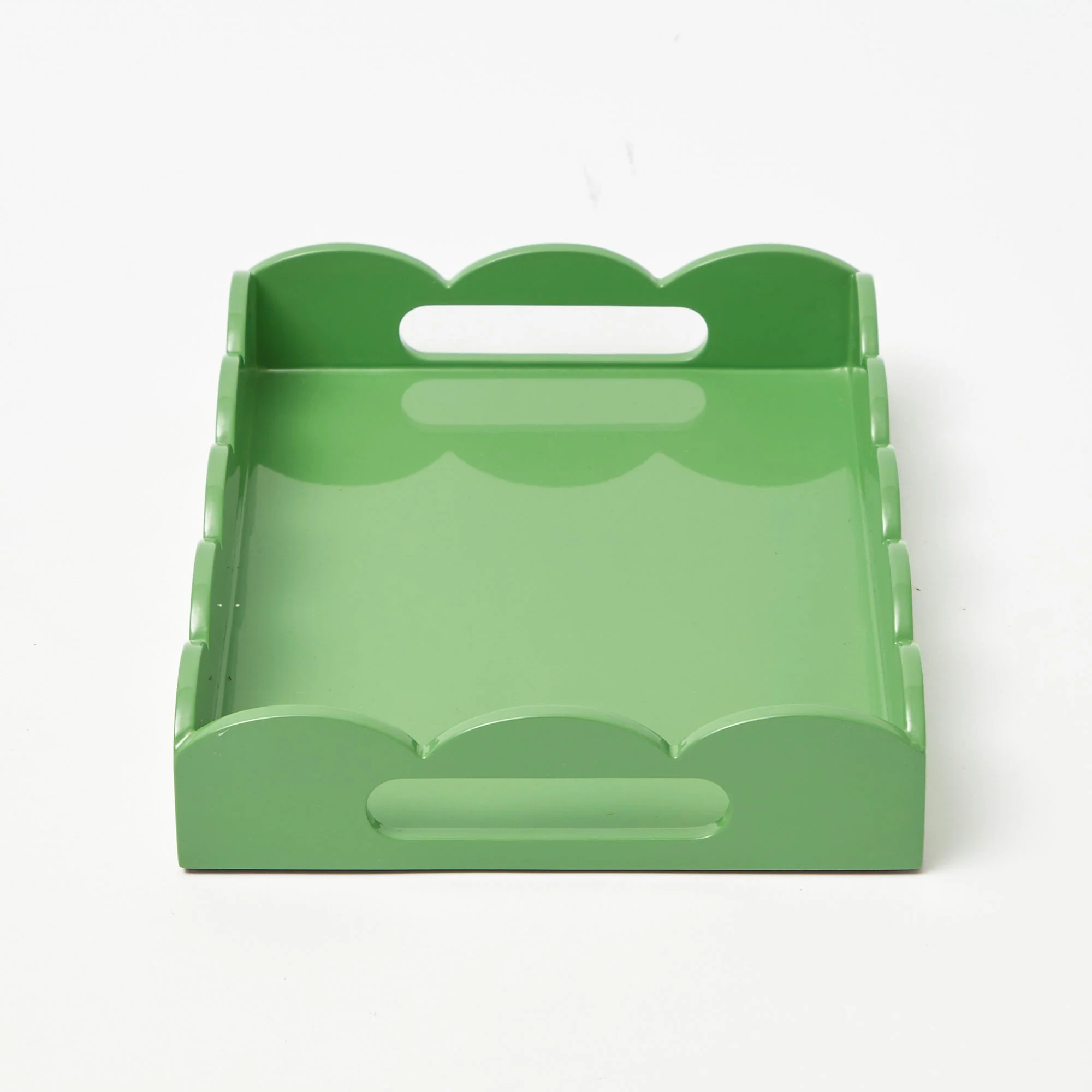 Small Green Lacquer Scalloped Tray - Image 5