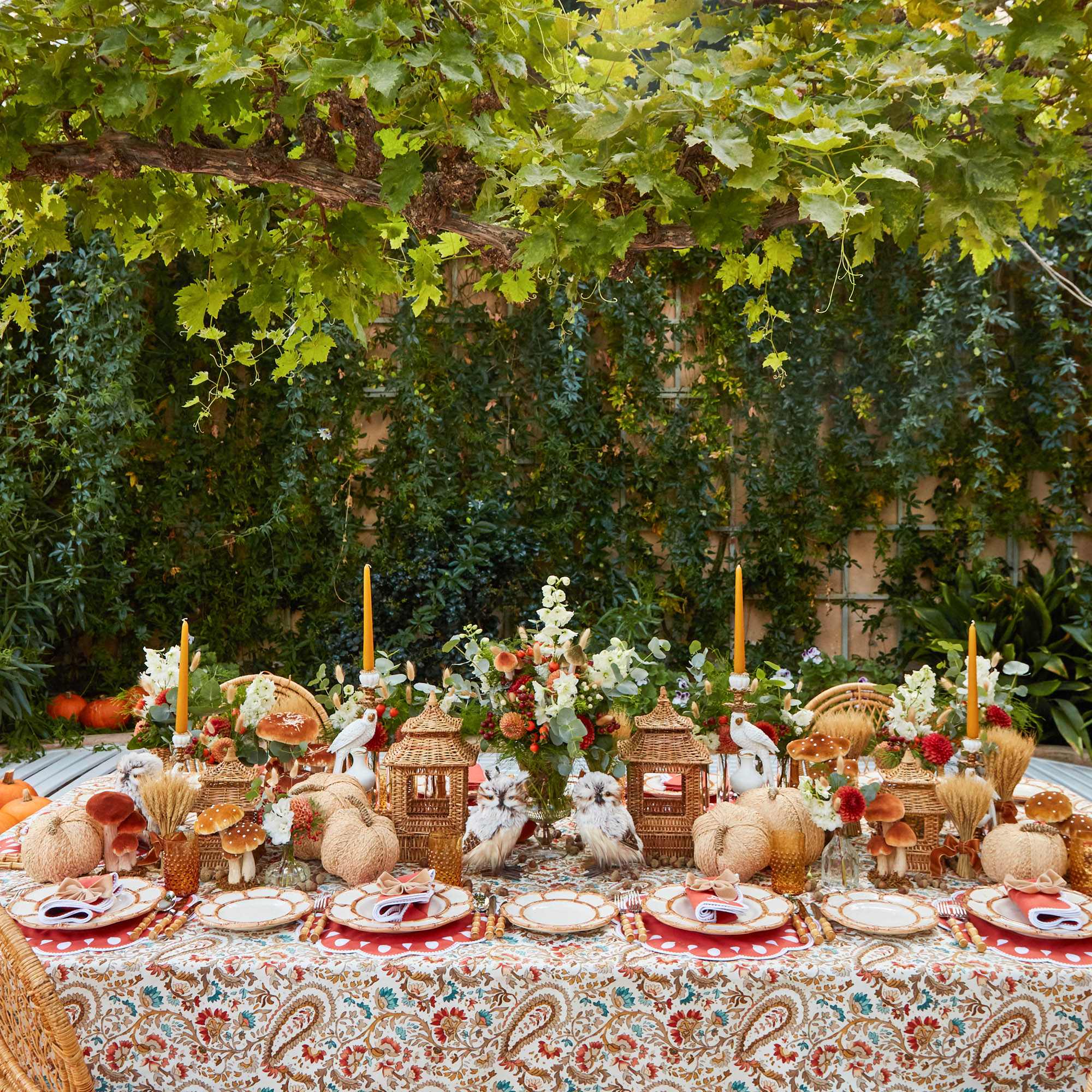 Natural Rattan Pagoda Decoration Set - Image 7